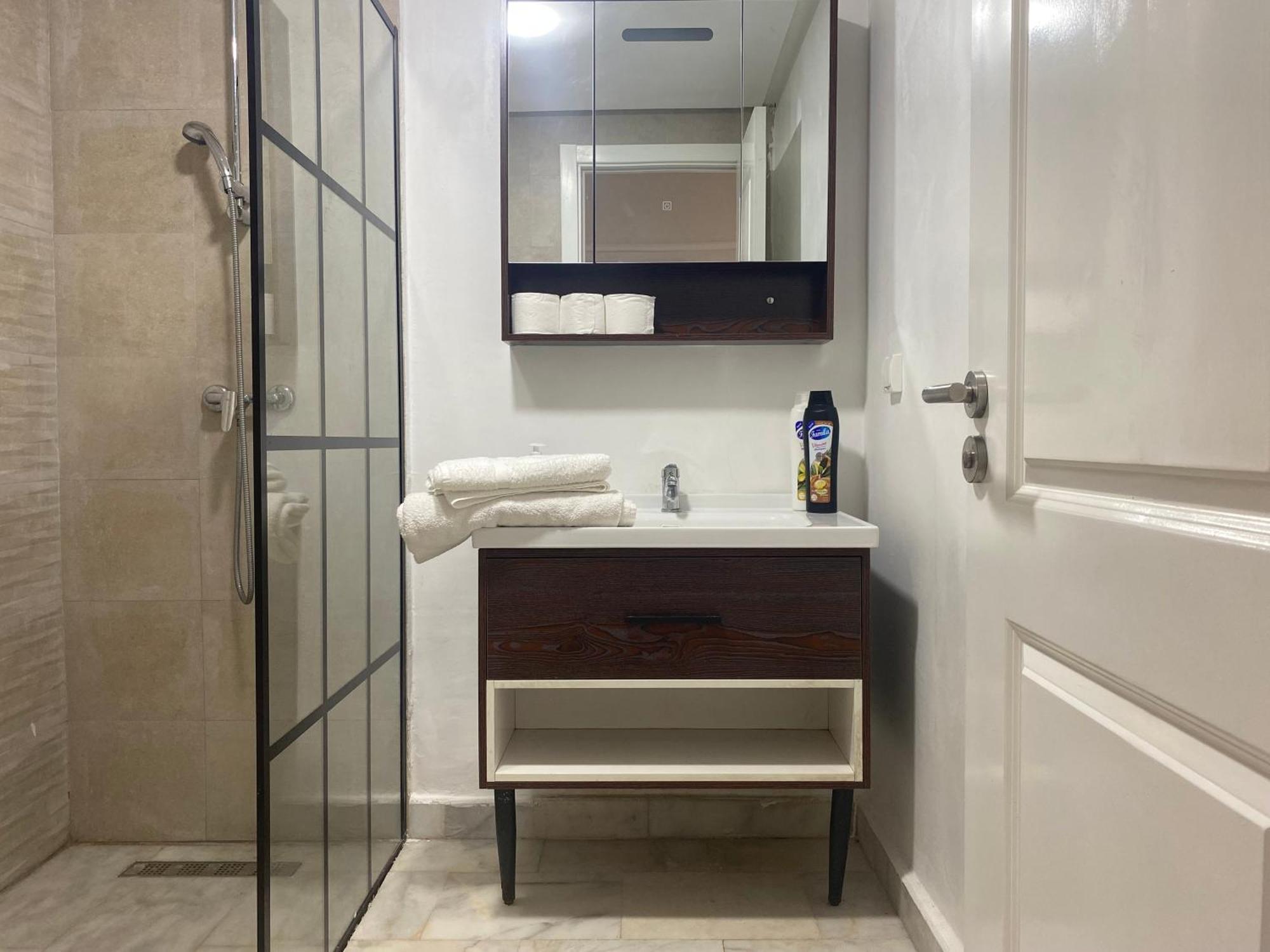 Luxueux 2 Chambres 5 Min De L'Aeroport Casablanca Nouaceur Bagian luar foto